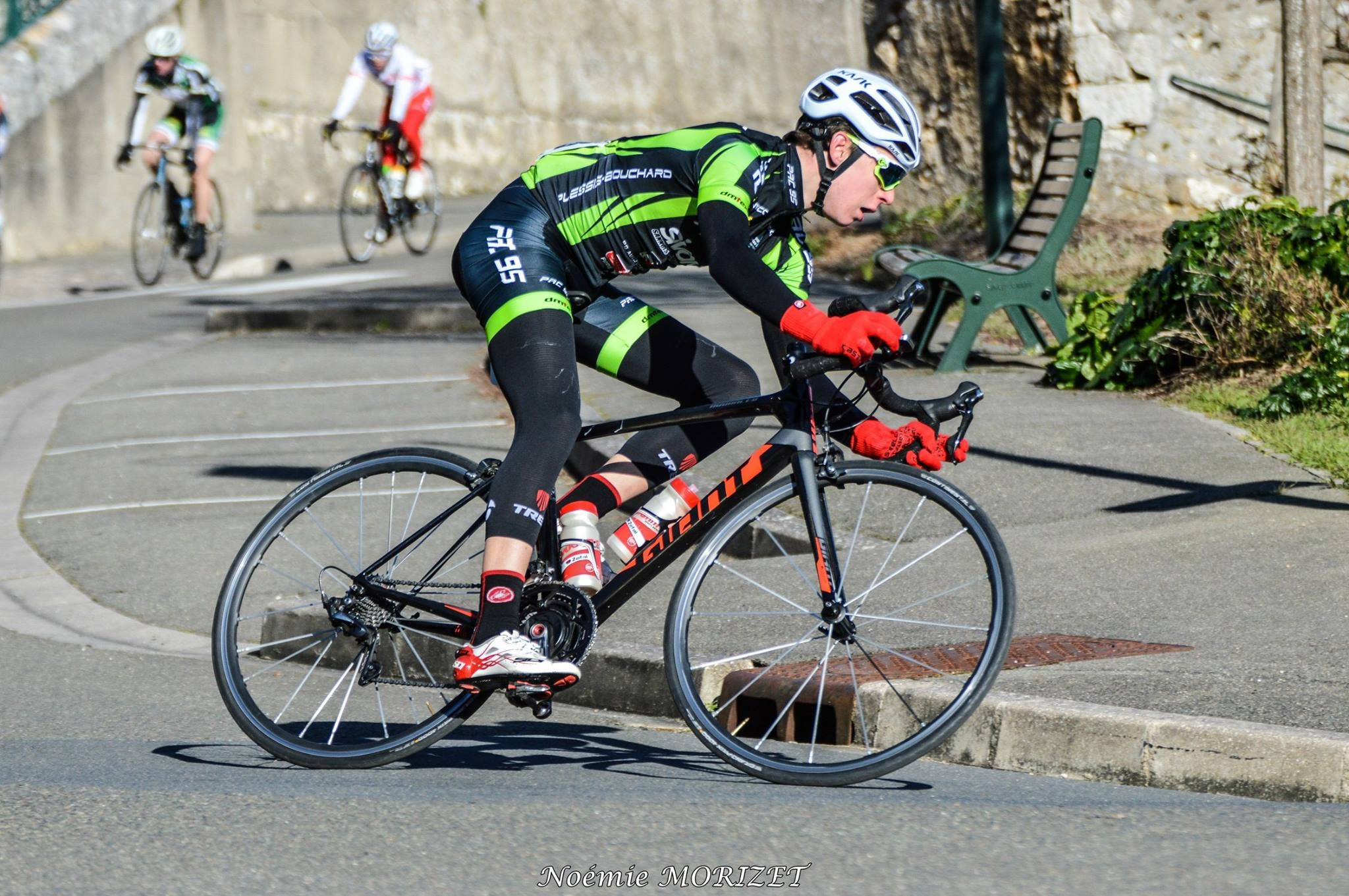 1er WEEK-END, 1er PRIX D’ÉQUIPE !